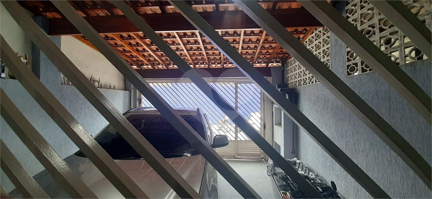 Sobrado à venda com 4 quartos, sendo 1 suíte,  em Tremembé, São Paulo, SP