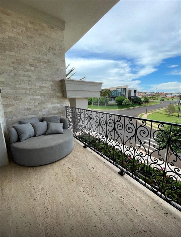 Casa à venda com 4 suítes no condomínio Quinta das Laranjeiras, Araraquara - SP