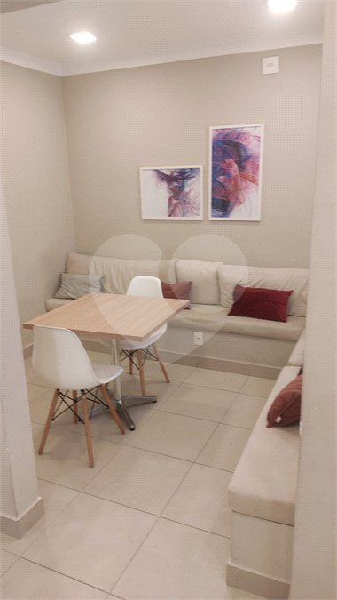 Apartamento à venda com 2 quartos em Vila Penteado, São Paulo, SP