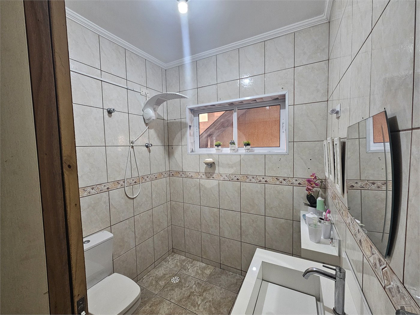 Casa à venda com 3 quartos, sendo 1 suíte,  em Conjunto Residencial Nova Bertioga, Mogi das Cruzes, SP