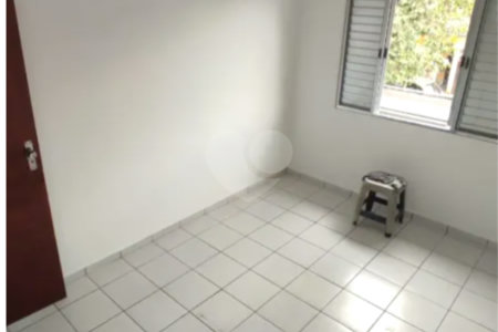 Sobrado à venda com 3 quartos, sendo 1 suíte, em Jardim Pinheiros, São Paulo, SP