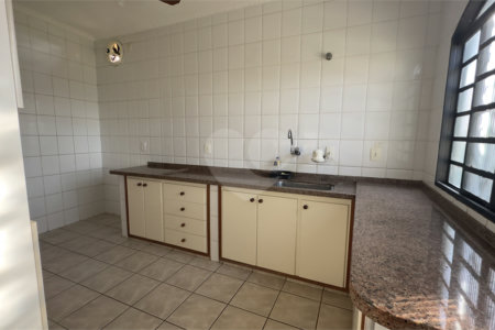 Casa à venda ou para alugar com 2 quartos, sendo 1 suíte, no condomínio Acmti - Colinas do Mosteiro, Terras de Itaici e Recanto dos Pássaros, Indaiatuba - SP