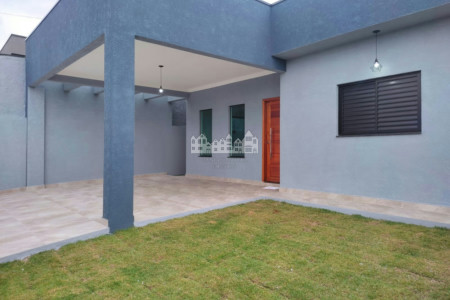 Casa térrea à venda com 3 quartos, sendo 1 suíte, em Loteamento Parque Residencial Serras de Atibaia II, Atibaia - SP