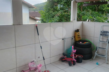 Villagio à venda com 3 quartos em Senador Vasconcelos, Rio de Janeiro, RJ