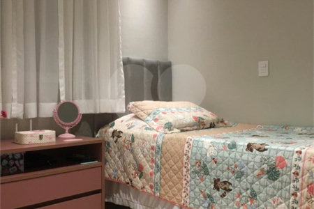 Apartamento à venda com 4 suítes em Vila Oliveira, Mogi das Cruzes, SP