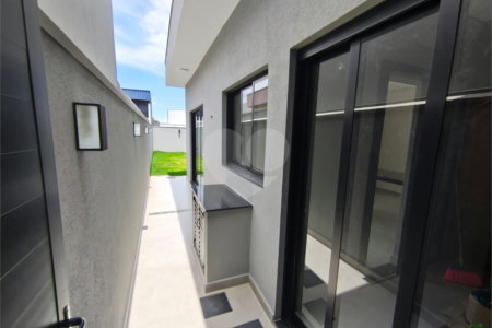 Casa 3 dormitórios 1 suíte, condomínio Faixa Azul.