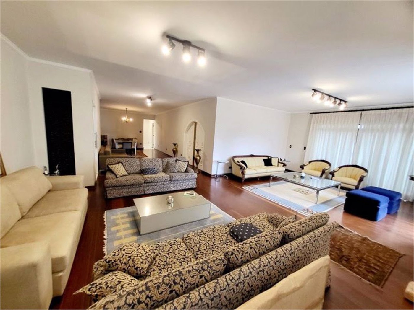 Apartamento Residencial à venda, Gonzaga, Santos - AP1919.