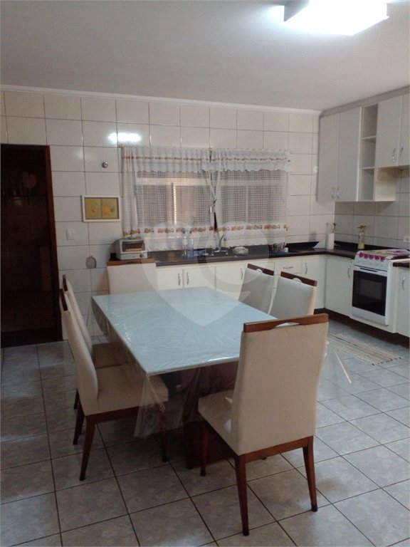 Sobrado à venda com 3 quartos, sendo 1 suíte,  em Vila América, Santo André, SP