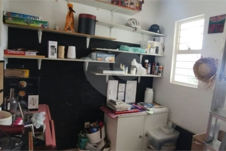 Casa à venda com 4 quartos, sendo 1 suíte, em Jardim Guadalajara, Sorocaba, SP