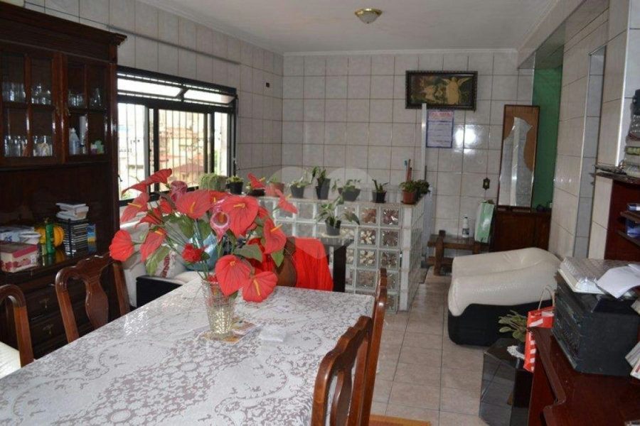 Sobrado à venda com 4 quartos, sendo 1 suíte, em Imirim, São Paulo, SP