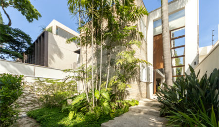 Casa à venda com 4 suítes em Vila Nova Conceição, São Paulo, SP