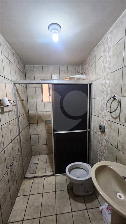 Casa à venda com 4 quartos, sendo 1 suíte, em Jardim Roberto Selmi Dei, Araraquara, SP
