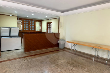 Apartamento à venda com 3 quartos, sendo 1 suíte, no Centro, Suzano, SP