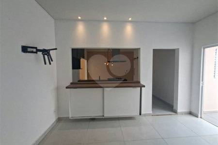Casa à venda ou para alugar com 3 quartos, sendo 1 suíte, em Vila Aparecida, Itapetininga, SP