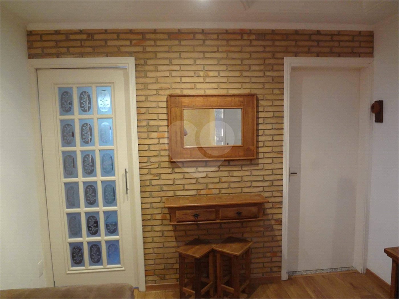 Apartamento no Condomínio Residencial Ipê I .