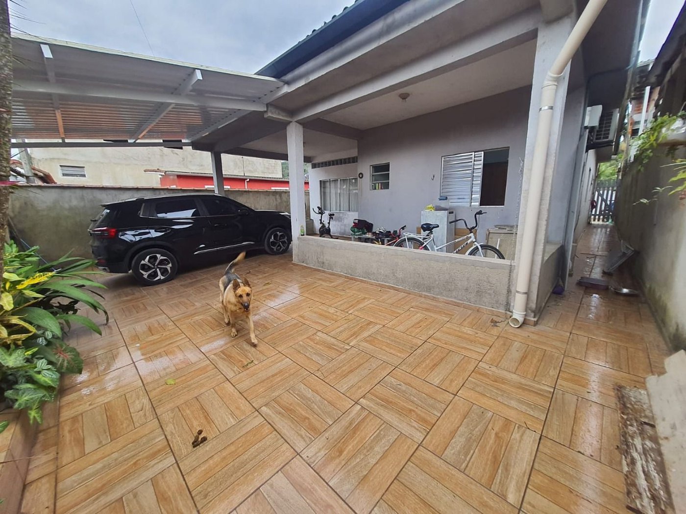 Casa com 3 dormitórios à venda, 259 m² por R$ 450.000,00 - Caruara - Santos/SP