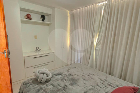 Casa à venda com 4 quartos, sendo 1 suíte, no condomínio Imperial Santa Cruz, Rio de Janeiro - RJ