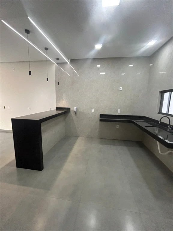 Casa à venda com 3 quartos, sendo 1 suíte,  em São Luís, Balsas, MA