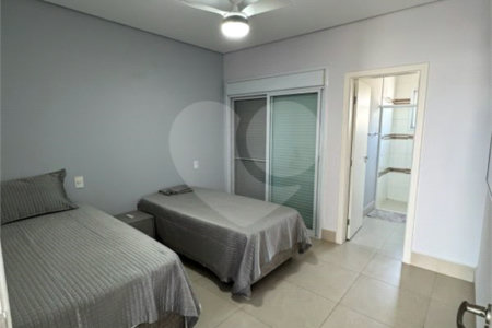 Casa à venda com 4 suítes no condomínio Fazenda Palmeiras Imperiais, Salto - SP