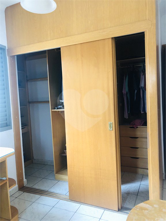 Sobrado à venda com 3 quartos, sendo 1 suíte, em Vila Romero, São Paulo, SP