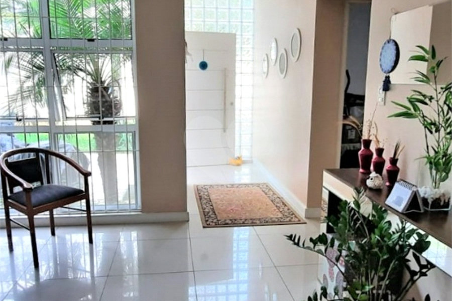 Casa à venda com 5 quartos, sendo 4 suítes, em Santana, São Paulo, SP