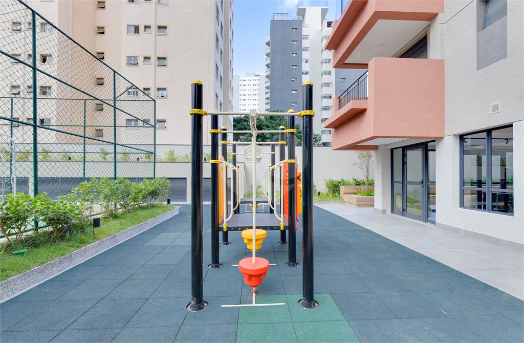 Apartamento à venda com 3 quartos, sendo 1 suíte, em Jardim Marajoara, São Paulo, SP