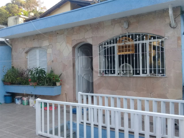 Sobrado à venda com 3 quartos em Tremembé, São Paulo, SP