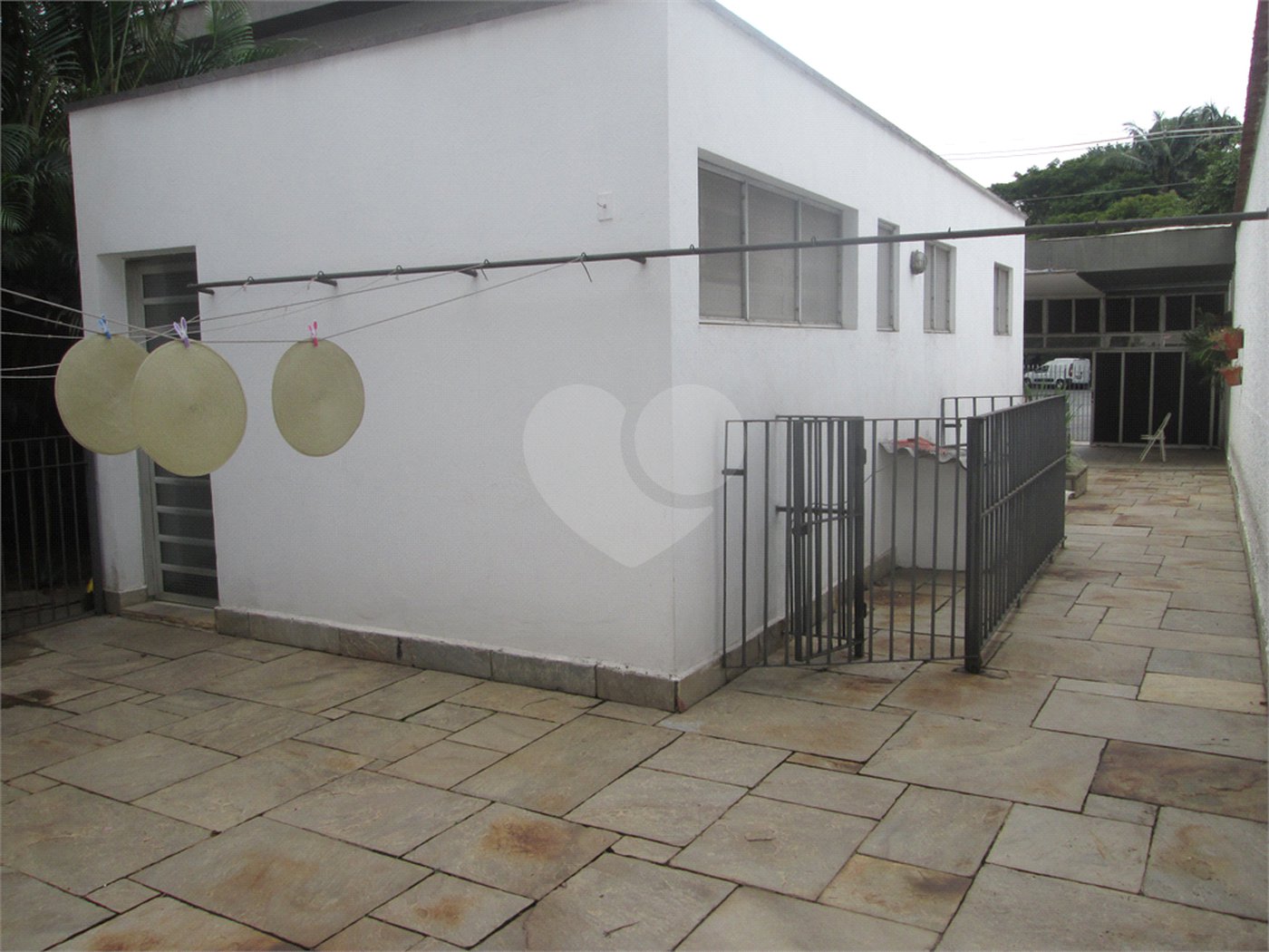 Casa à venda com 4 quartos, sendo 2 suítes, em Jardim Guedala, São Paulo, SP