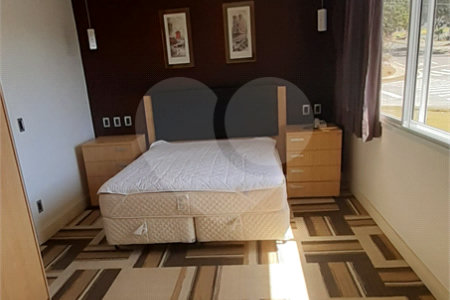 Casa à venda com 5 suítes em Tanque, Atibaia, SP