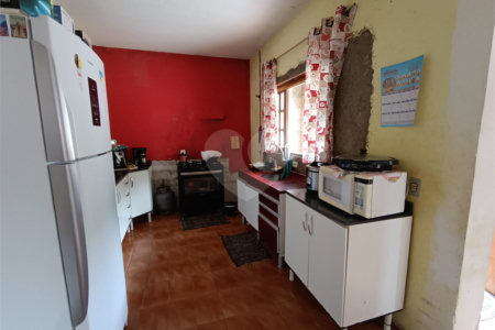 Casa à venda com 3 quartos, sendo 1 suíte, em Jardim Caparelli (mailasqui), São Roque, SP