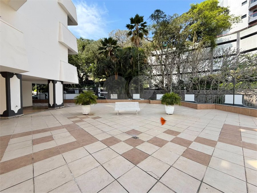 Apartamento à venda com 5 quartos, sendo 3 suítes, em Tijuca, Rio de Janeiro, RJ