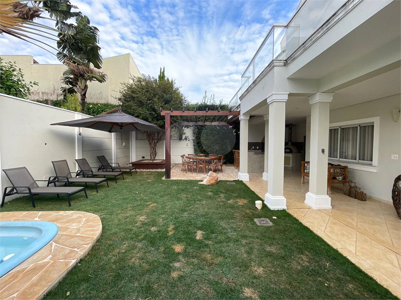 Casa à venda com 3 suítes no condomínio Villagio Di Verona, Vinhedo - SP