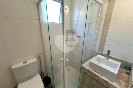 Casa à venda com 4 quartos, sendo 1 suíte,  em Jardim Franca, São Paulo, SP