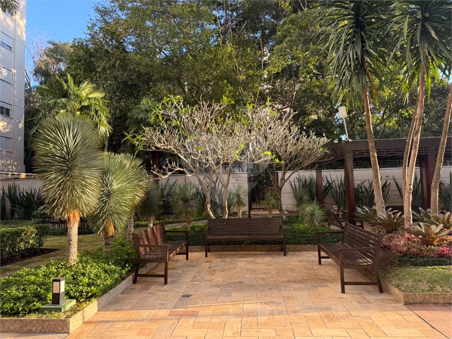 Apartamento à venda com 2 quartos, sendo 1 suíte,  em Jardim Leonor Mendes de Barros, São Paulo, SP