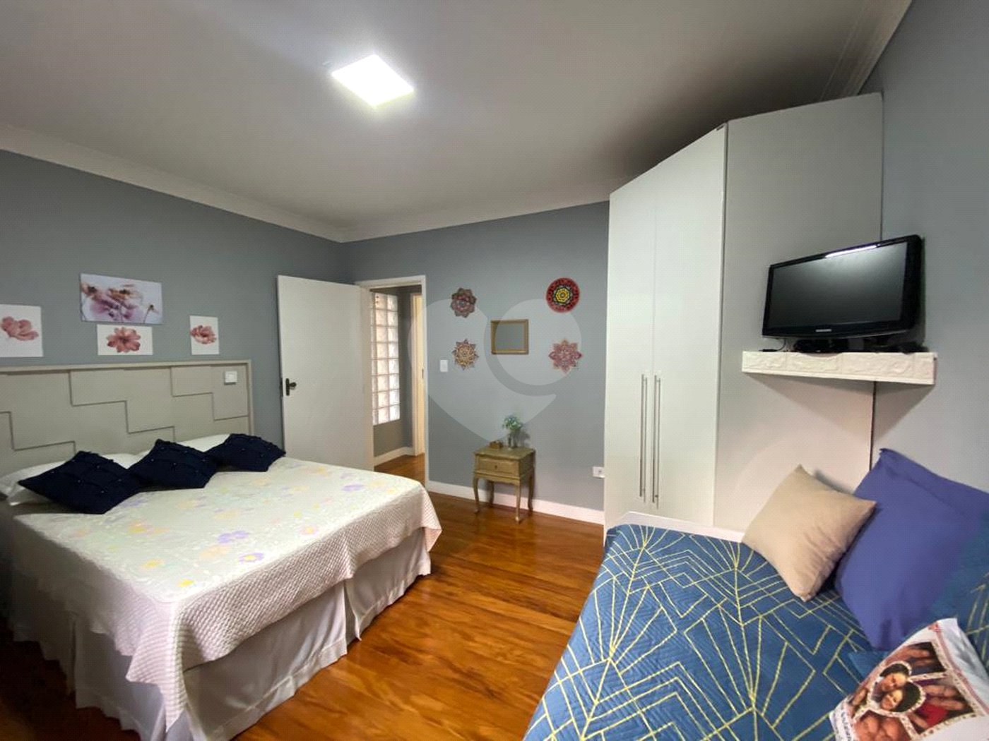 Sobrado à venda com 2 quartos, sendo 1 suíte, em Horto, São Paulo, SP