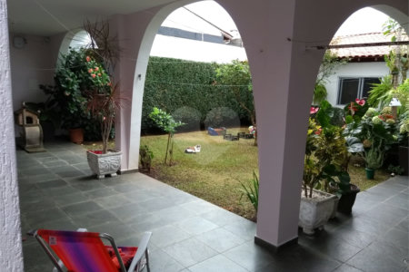 Sobrado à venda com 3 suítes em Jardim Realce, Suzano, SP