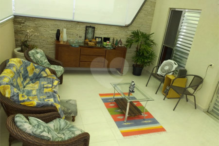 Apartamento à venda com 3 quartos, sendo 1 suíte, em Vila Nivi, São Paulo, SP