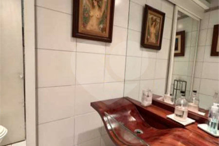 Apartamento à venda com 3 quartos, sendo 2 suítes, em Barra da Tijuca, Rio de Janeiro, RJ