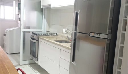 Apartamento à venda com 2 quartos, sendo 1 suíte,  em Vila Bertioga, São Paulo, SP