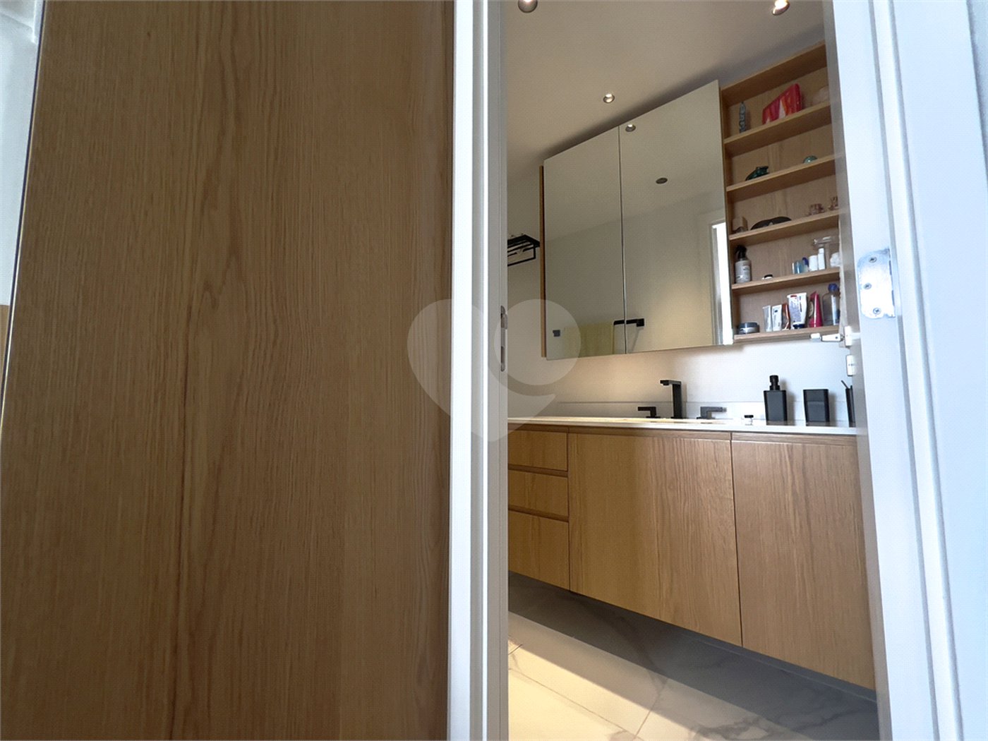 Apartamento à venda com 3 quartos, sendo 1 suíte, em Sumarezinho, São Paulo, SP