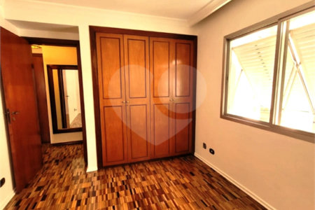 Apartamento à venda com 2 suítes em Moema, São Paulo, SP