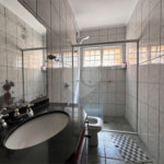 Casa à venda com 5 quartos, sendo 2 suítes,  em Jardim Maristela, Atibaia, SP
