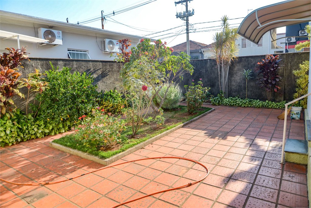 Casa à venda com 2 quartos, sendo 1 suíte, no Centro, Salto, SP