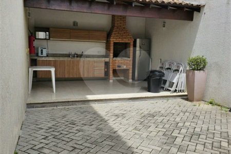 Sobrado na Vila Bertioga Mooca em condominio fechado à venda com 3 quartos, 3 suites, 4 vagas