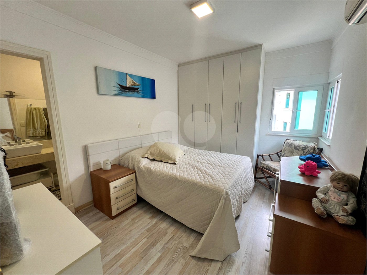 Casa à venda com 3 suítes no condomínio Quinta de Santo Antônio, São Paulo - SP