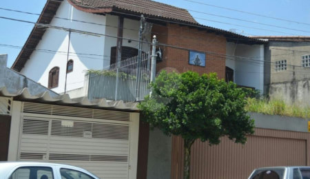 Sobrado à venda com 4 quartos, sendo 3 suítes,  em Parque Edu Chaves, São Paulo, SP
