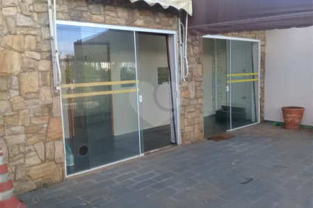 Sobrado à venda com 4 quartos, sendo 2 suítes,  em Jardim Regina, Indaiatuba, SP