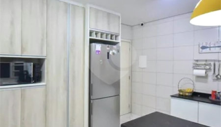 Sobrado à venda com 3 quartos, sendo 1 suíte,  em Vila Morse, São Paulo, SP