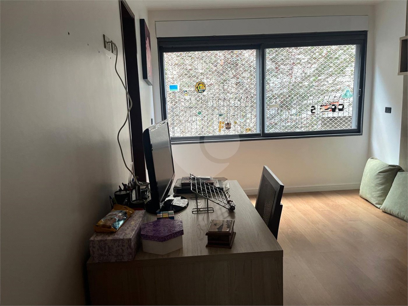 Casa à venda com 4 quartos, sendo 3 suítes, no condomínio Vitoria Regia, São Paulo - SP