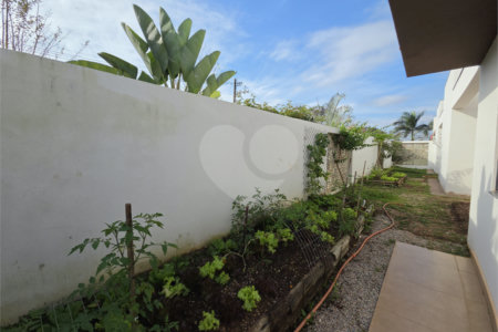Casa à venda com 3 suítes no condomínio Village Ipanema I, Araçoiaba da Serra - SP